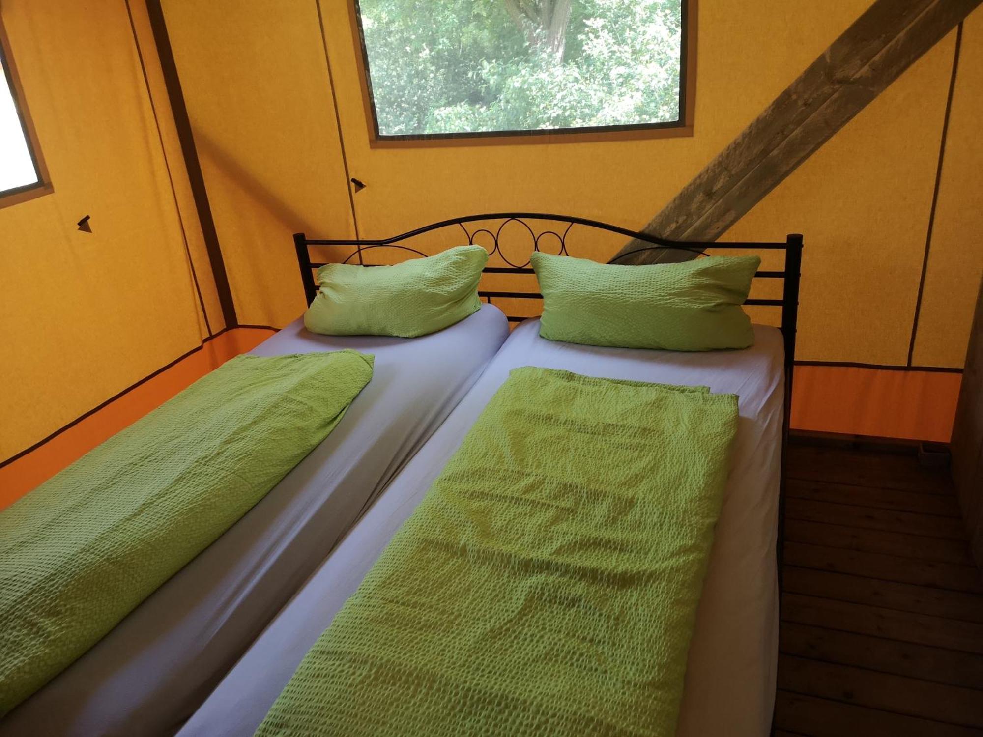 Eurocamp Spreewaldtor Hotel Gross Leuthen Ruang foto
