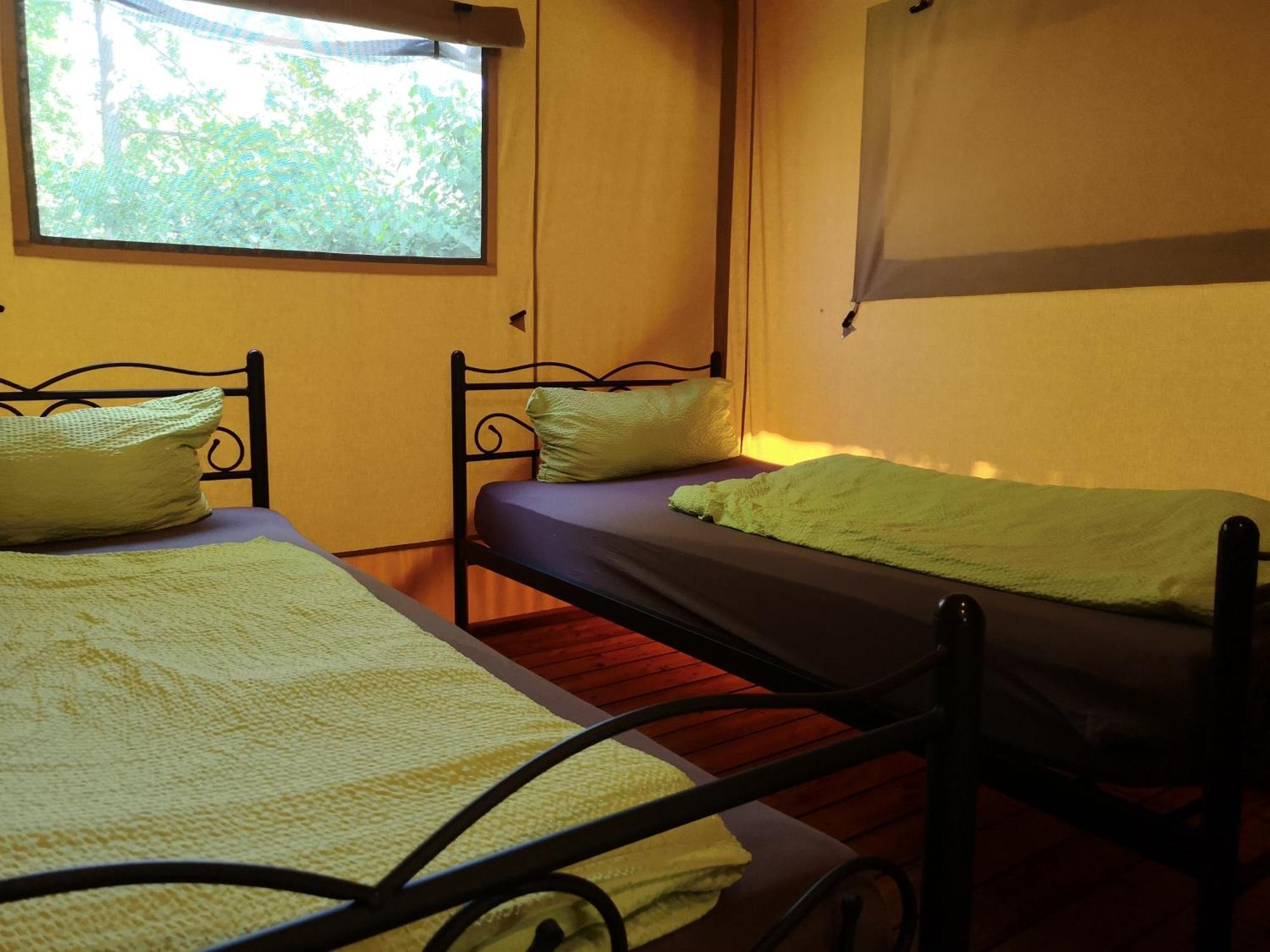 Eurocamp Spreewaldtor Hotel Gross Leuthen Ruang foto
